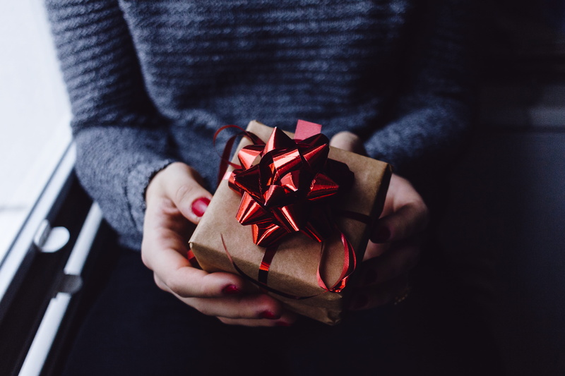 close-up, gift, human hand, coal, box, human body part, holding, brass section, origami, bow, amaryllis, gift box, human, christmas, fire, finger, flugelhorn