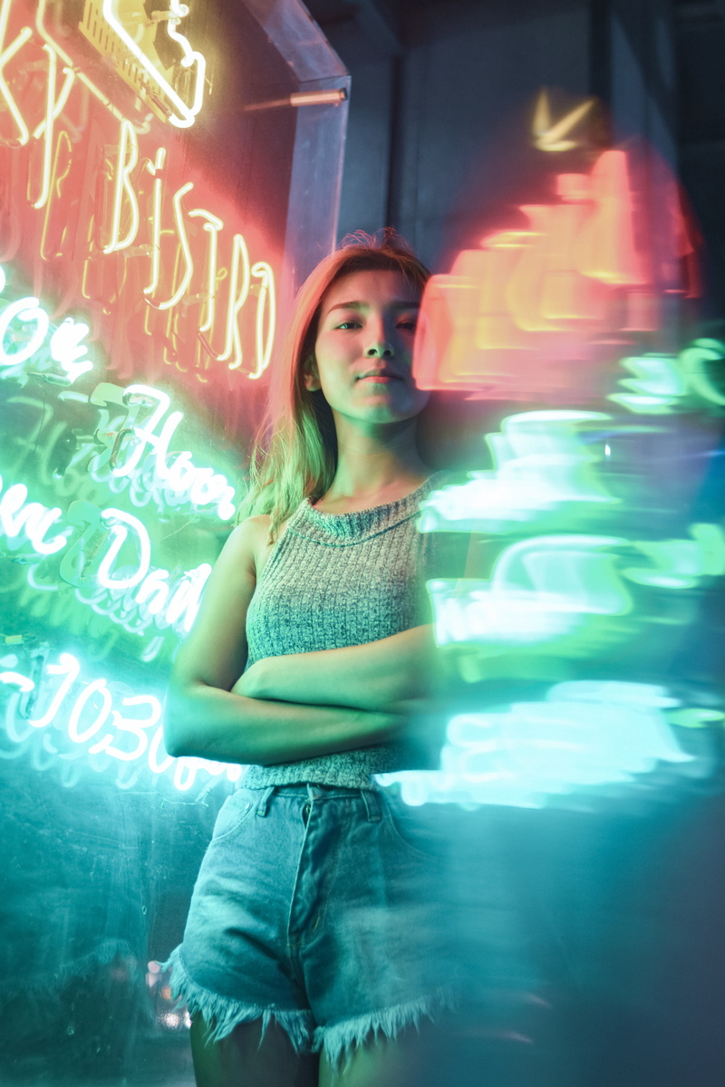 text, hat, human, 5K, dj, hairstyle, led, night club, handwriting, young adult, women, night, neon, front view, communication, looking away, female, casual clothing
