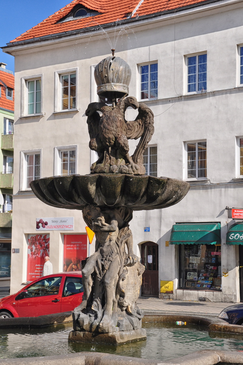 no people, barok, 1695, figures, sculpture, 4K, representation, eagle in the crown, the fountain in the baroque style, human representation, craft, the art of