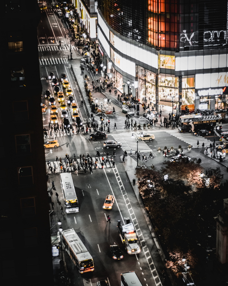 built structure, way, birds eye view, mode of transportation, high angle view, bird, land vehicle, high angle shot, street, city street, building, incidental people