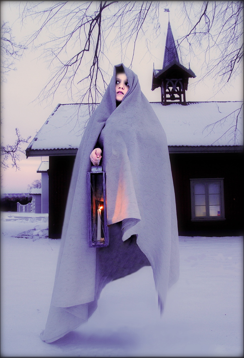 boy, one person, winter, snow, leisure activity, standing, scarry, 2K, light, lifestyles, young adult, long, covering, outdoors, real people, day, women