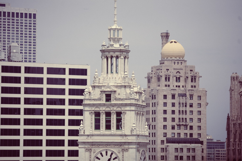 outdoors, day, skyscraper, built Structure, office building exterior, downtown District, high rises, skyline, architecture, window, urban Scene, chicago