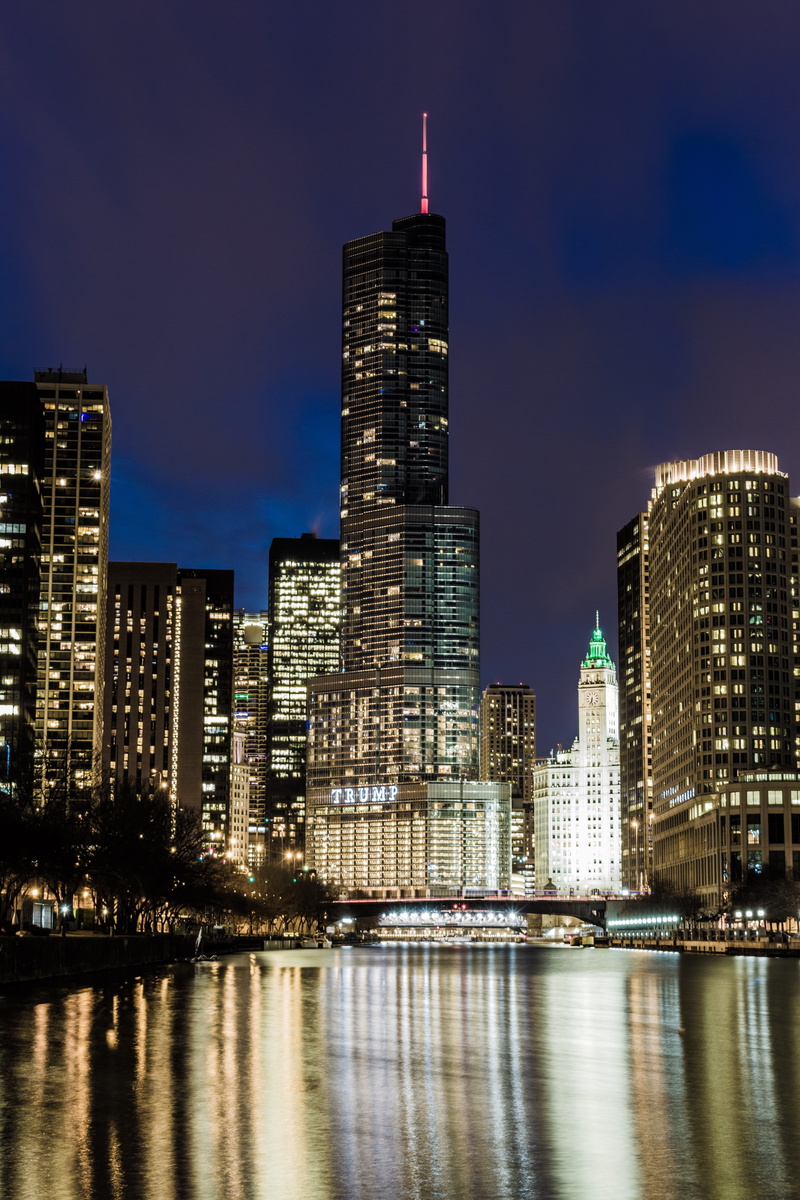 city lights, beautiful, illuminated, 5K, skyscrapers, landmark, building exterior, building, financial district, skyscraper, perspective, buildings, light reflections