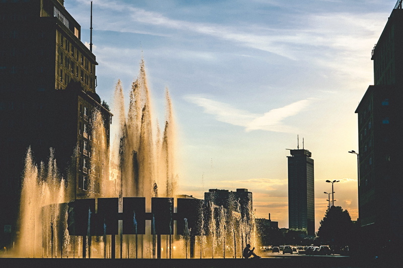 building exterior, modern, contrast, evening, office buildings, skyscraper, outdoors, 5K, sky, no people, city, skyline, man, dusky, tallest, berlin, water