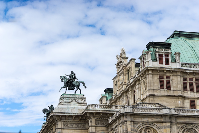 sculpture, green, representation, detail, building exterior, art and craft, historicism, copper, outdoors, built structure, statue, travel destinations