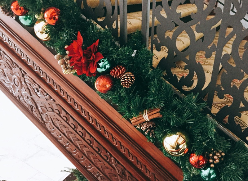 indoors, christmas ornament, architecture, celebration, christmas, celebration event, floral pattern, wood - material, no people, green color, holiday
