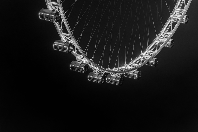 arts culture and entertainment, wheel, ferris, musical instrument, ferris wheel, black background, photo, amusement park ride, abstract, minimalist, 5K