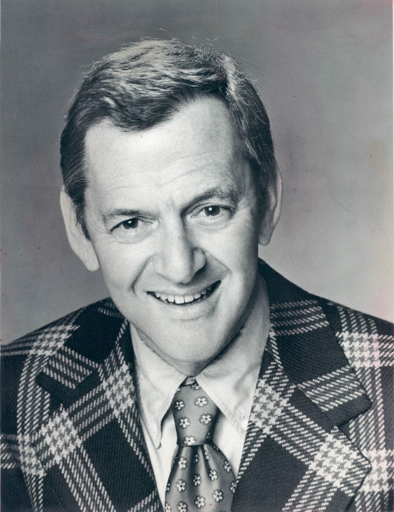 real people, adult, star, motion pictures, wall - building feature, portrait, funny, warm clothing, mid adult, 1080P, vintage, tony randall, monochrome
