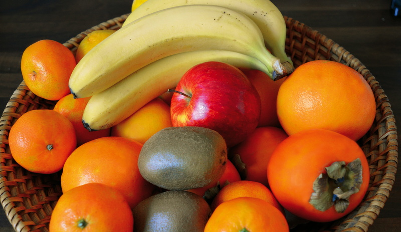 kaki, oranges, ripe, orange, bananas, kiwi, fruit basket, large group of objects, 4K, banana, close-up, wellbeing, healthy, tangerines, food, freshness