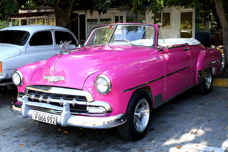 mode of transportation, old, pink, near, Havana, old-fashioned, silver colored, Retro, city, vehicle, retro styled, ruined, convertible, coupe, white, Vintage