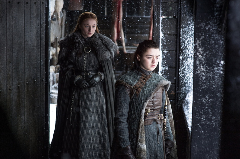 arya stark, women, couple - relationship, 2K, warm clothing, young adult, 4k, heterosexual couple, indoors, sansa stark, clothing, emotion, looking, game of thrones season 7