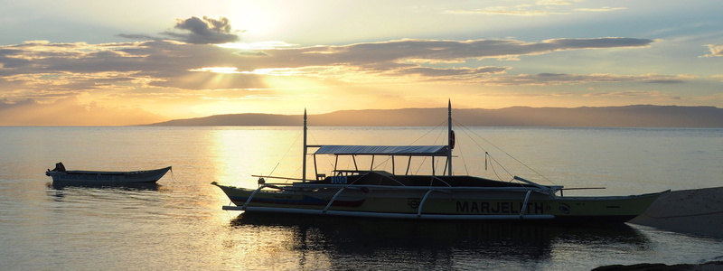 panoramas, asia, suns rays, moored, outrigger, sunset, philippines, calm, beach, cloud - sky, reflections, outdoors, reflection, beauty in nature, 4K