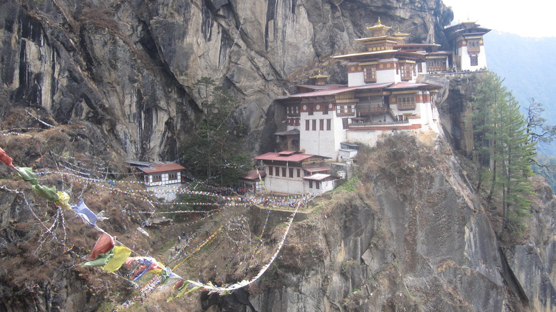 tiger, bhutan, mountain, rock formation, taktsang lhakhang, low angle view, rock - object, day, paro, solid, building exterior, no people, 4K, outdoors