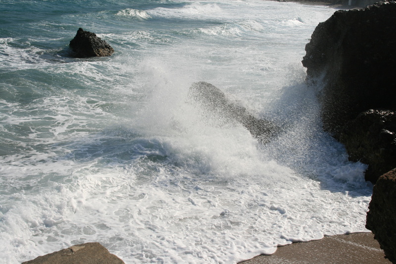 surfing, splashing, nature, solid, beach, aquatic sport, the mediterranean sea, crash, beauty in nature, motion, power, rock - object, scenics - nature