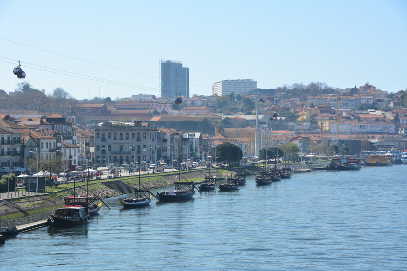 clear sky, transportation, townscape, building, river, built structure, no people, outdoors, city, nautical vessel, mode of transportation, building exterior