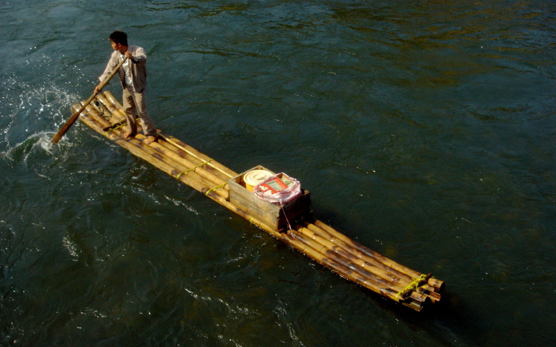 outdoors, 2K, men, wooden raft, wood - material, oar, waterfront, mode of transportation, real people, sinking, lake, float, one person, china, full length