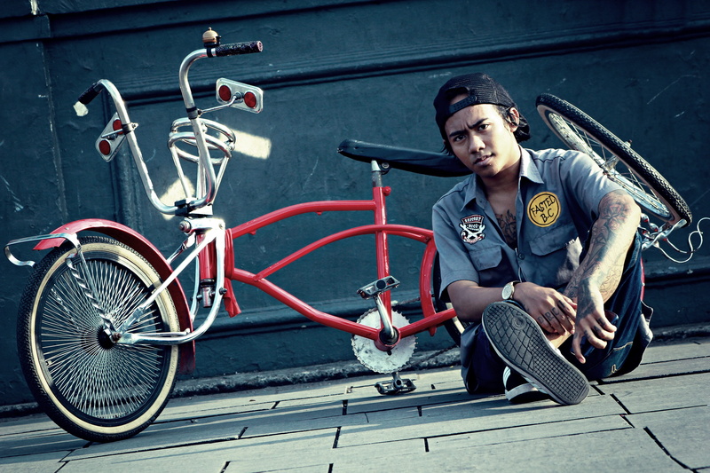 clothing, summer, adult, one young man only, lifestyles, Street, Male, young adult, one man only, portrait, Boy, alone, People, looking at camera, bicycle