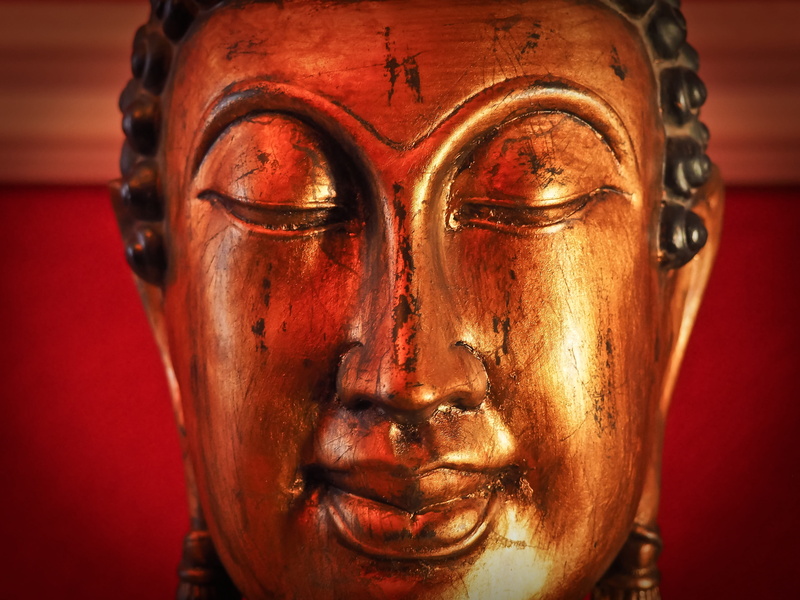 creativity, old, fernöstlich, decoration, red, statue, buddha, sculpture, figure, ornate, male likeness, close-up, face, religion, antique, history, gold