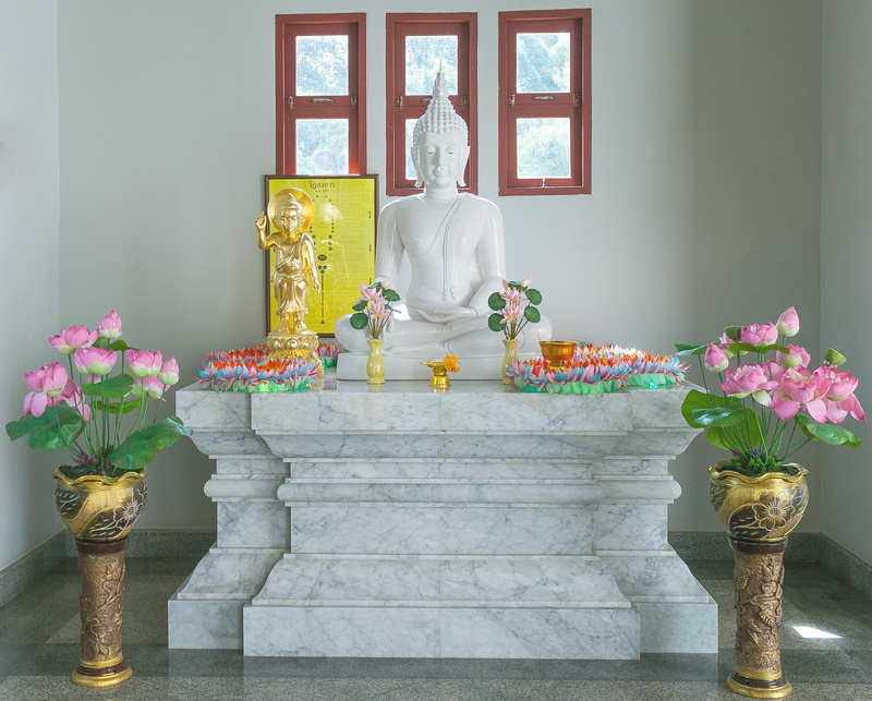 belief, meditate, human representation, meditation, transcendence, male likeness, flower, altar, 2K, architecture, asia, representation, architectural column