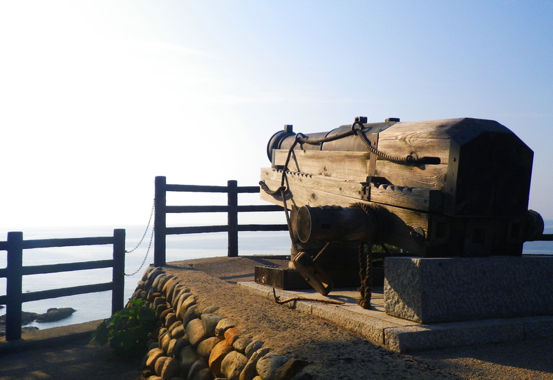 shimane, water, coastal defence, sky, japan, 4K, edo period, livestock, land, solid, space invaders, edo, nature, wood - material, barrier, railing, outdoors
