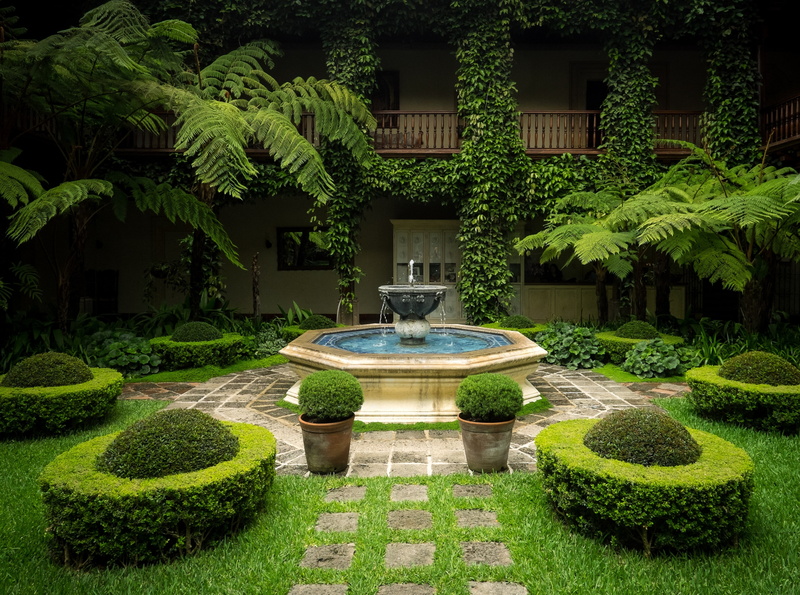 Fountain, growth, grey, swimming pool, hedge, Travel, nature, formal garden, white, pond, Summer, topiary, plant, ornamental garden, built structure, flowerbed