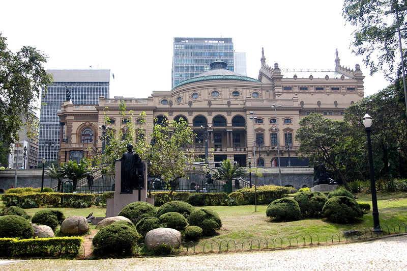 built structure, hedge, city, topiary, São Paulo, grass, formal garden, Center, outdoors, building, garden, plant, Anhangabaú, the past, 2K, history, tree