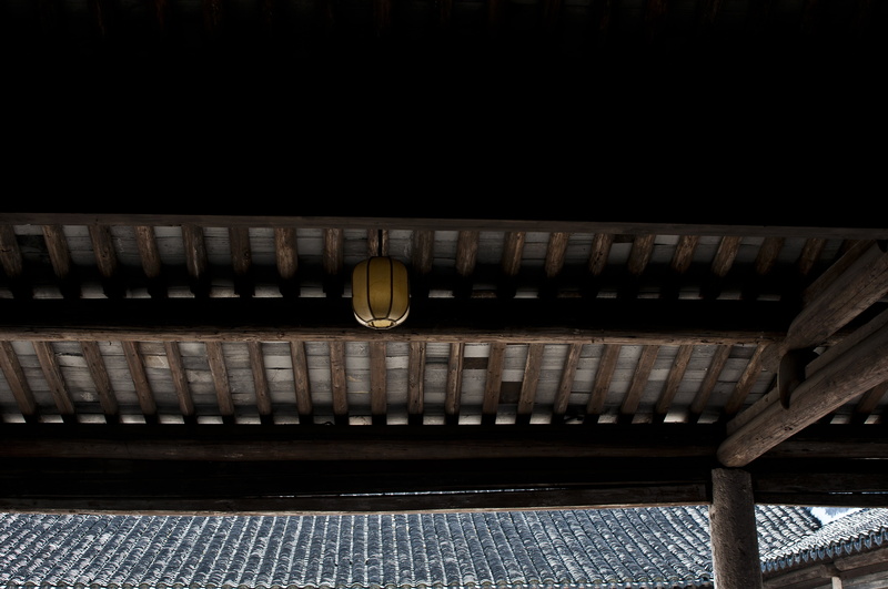 line, day, wood frame, illuminated, wooden, building, ancient architecture, ceiling, indoors, lantern, built structure, nature, the ming and qing dynasties