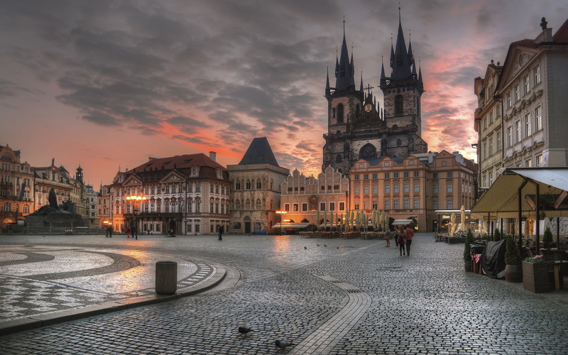 cloud - sky, prague, town, vltava, building, outdoors, clock, spire, churches, spirituality, real people, place of worship, river, 2K, czech, astronomical