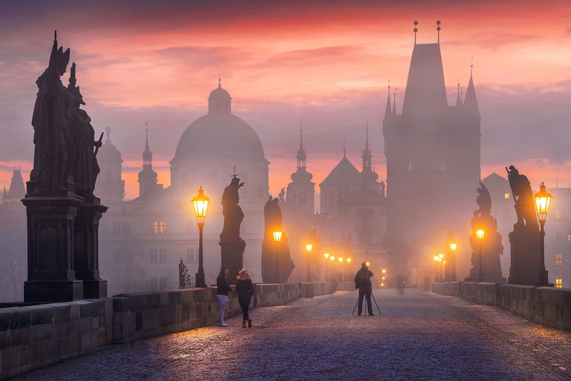 cathedral, building, men, architecture, Prague, silhouette, long exposure, street light, church, clouds, mist, 1080P, morning, old building, Charles Bridge