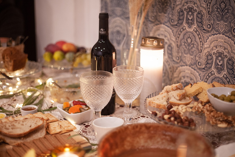 portugal, wine glass, lifestyles, glass, foods, home decor, bottle, holiday, beverage, wineglass, crockery, meal, refreshment, food and drink, drink, table