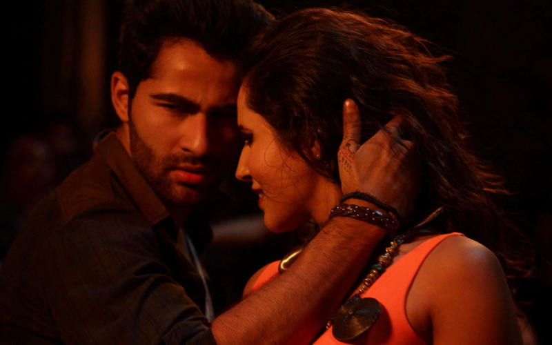 deewana, night, hairstyle, portrait, adult, affectionate, s, bollywood, people, togetherness, 2014, young men, heterosexual couple, armaan, dress, couple - relationship