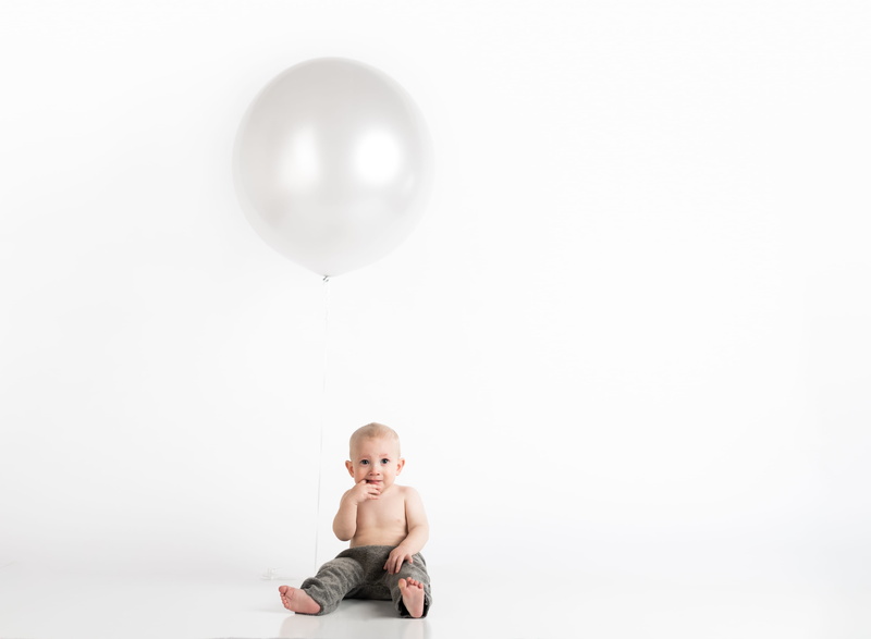 one person, balloon, child, person, cute, full length, white, little, play, young, sitting, boy, portrait, 4K, innocence, kid, white background, babyhood