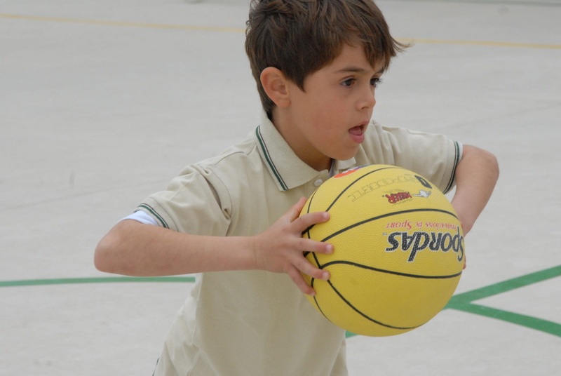 casual clothing, lifestyles, child, game, males, one boy only, boy, 4K, school, guy, leisure activity, basketball, men, sport, ball, one person, boys