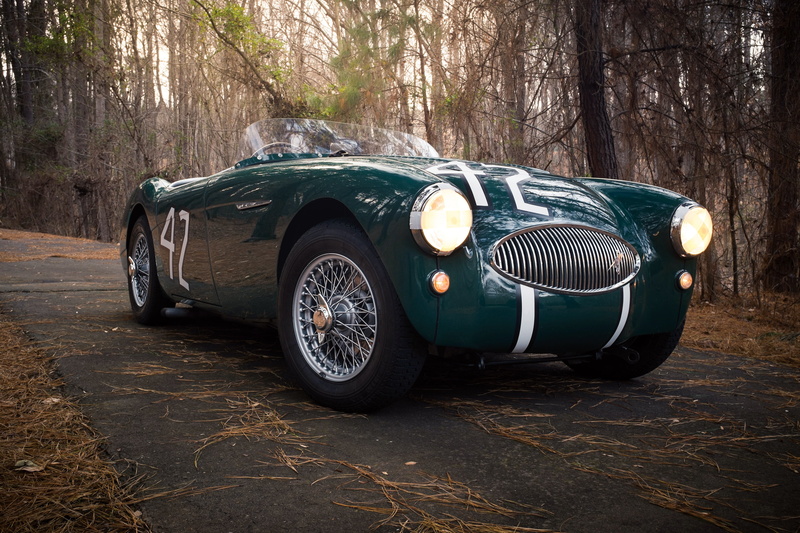 sports Car, vintage, grille, modern, land Vehicle, shiny, wheel, ontario - Canada, bumper, new, status Car, old-fashioned, mode of Transport, english Culture
