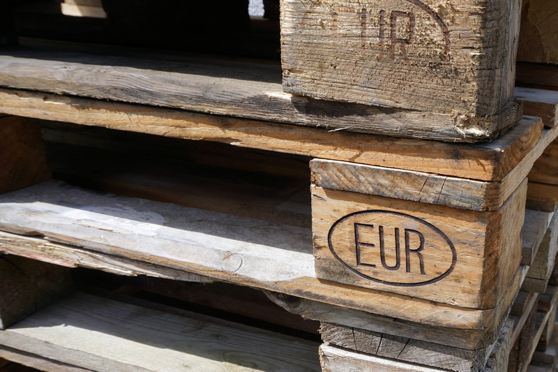 empty, business, text, travel destinations, Pallets, euro pallets, communication, no people, 2K, day, Euro, cargo, logistics, sunlight, Industry, outdoors