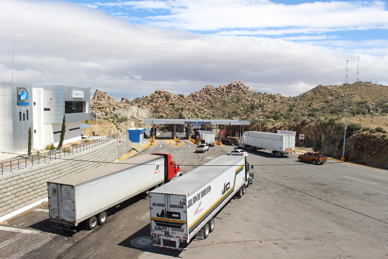 motion, way, rumorosa, service, tecate, truck, logistic, day, highway, traffic, express, road, land vehicle, long, commercial land vehicle, transportation