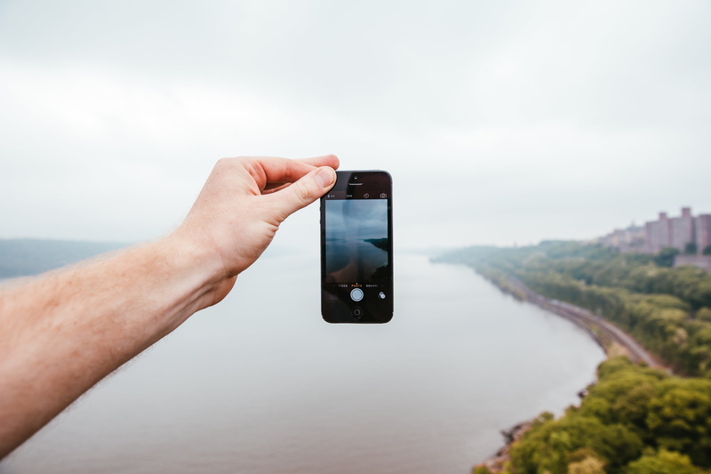 Landscape, photographing, finger, photo messaging, Travel, outdoors, nature, one person, Phones and Cases, Trip, human limb, Water, screen, human hand