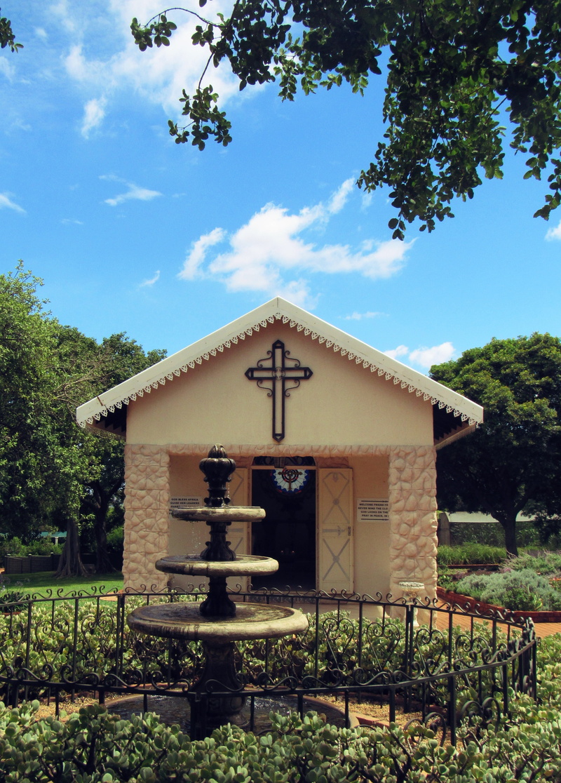 christian, faith, plant, small church, spirituality, built structure, spiritual, tree, fountain, house, sunlight, believe, icon, 4K, outdoors, life, formal garden