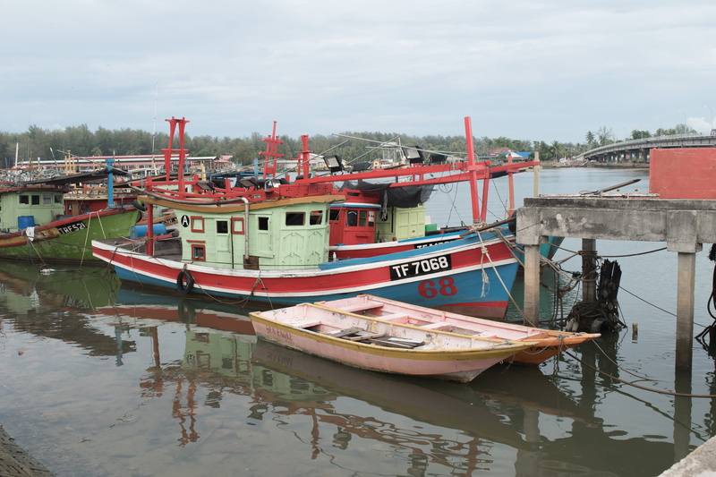 nature, sailor, fishing boat, sky, no people, outdoors, cloud - sky, kuala besut, building exterior, 5K, rowboat, nautical vessel, mode of transportation