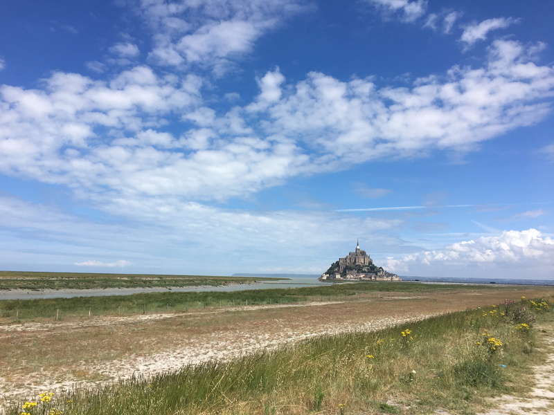 rural scene, mont st. michel, no people, outdoors, nature, cloud - sky, tranquil scene, tranquility, day, 4K, sky, mont saint-michel, non-urban scene