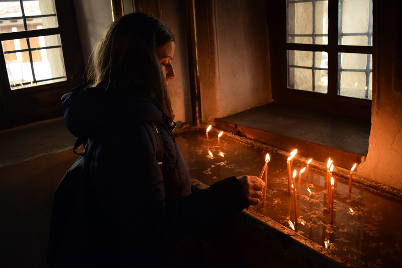 spirituality, church, devotion, faith, heat - temperature, window, 5K, adult, indoors, believe, burning, religion, dark, religious, candle, christian