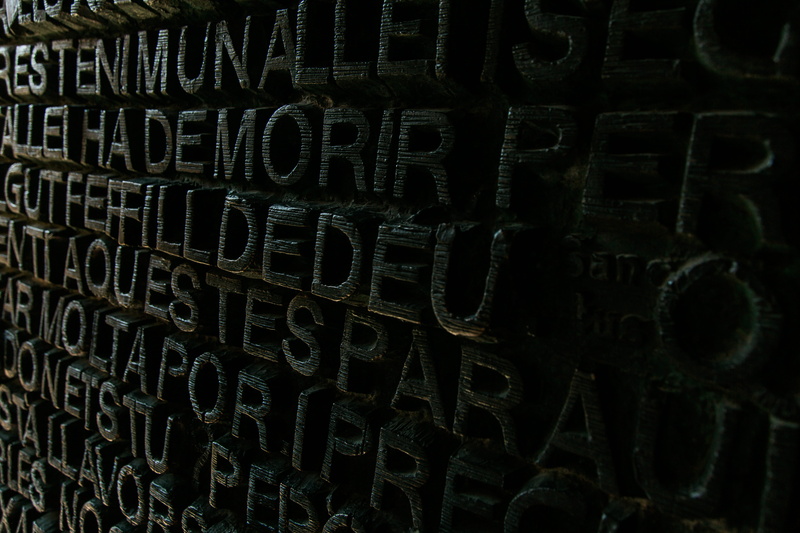 indoors, wicker, close-up, jesus, church, 5K, barcelona, art and craft, design, pattern, devotion, monument, gaudy, typography, door, texture, la sagrada familia