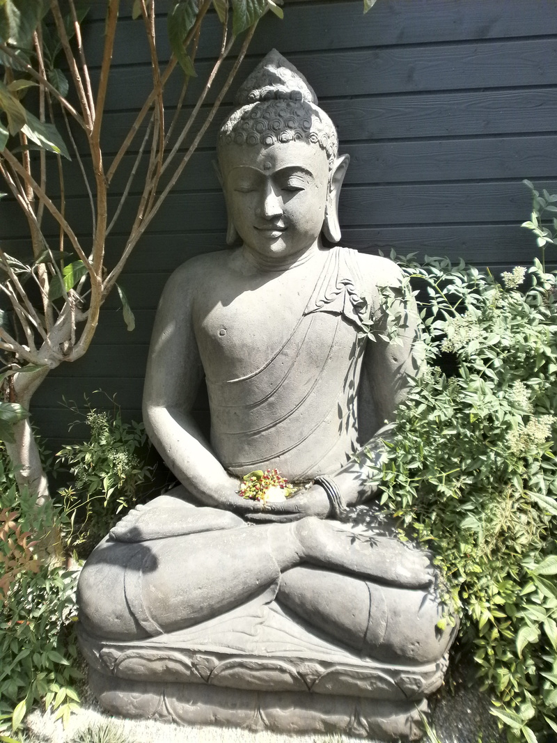 art and craft, asian pictures, sunlight, belief, religion, 4K, no people, architecture, craft, male likeness, image, sitting, sculpture, meditation, statue