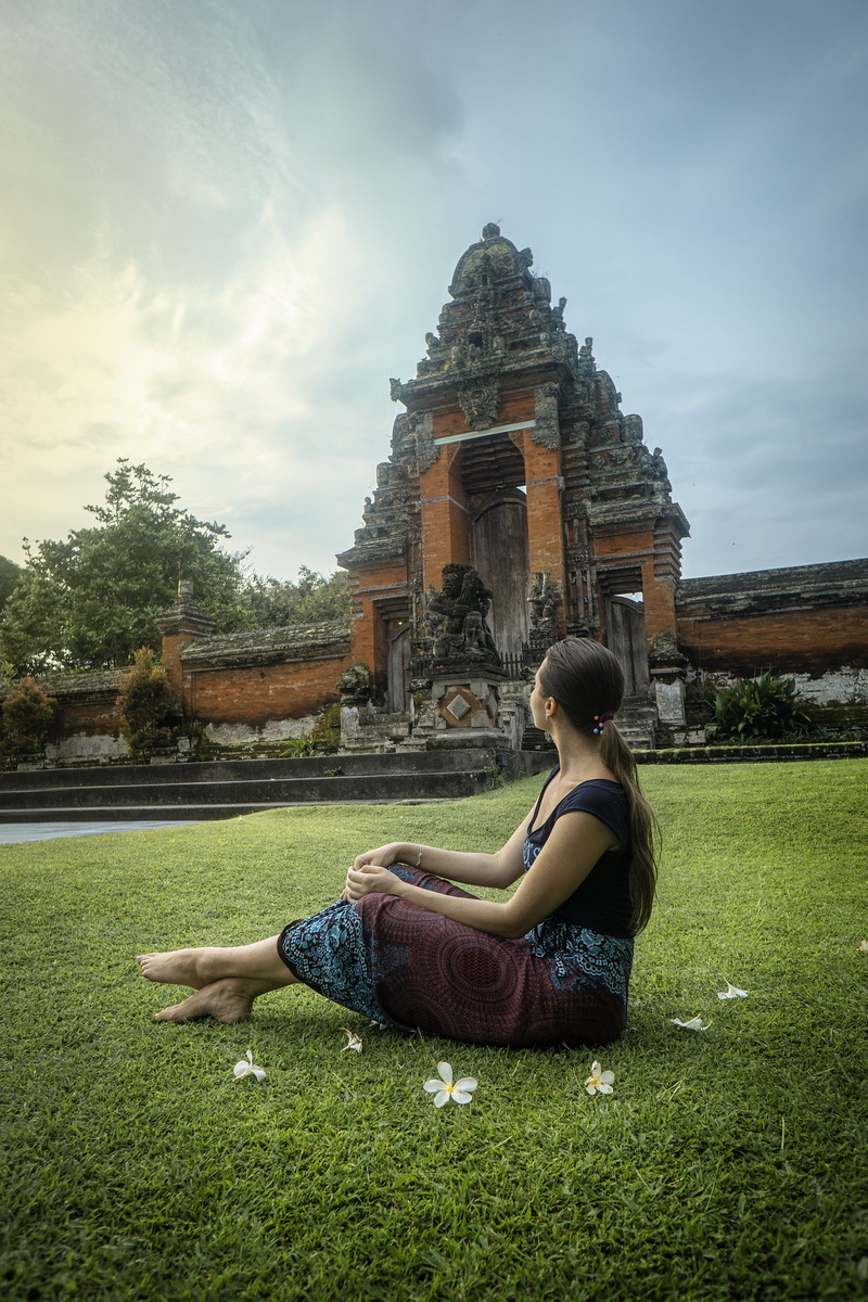 sculptures, Asian architecture, architecture, bright, famous, full length, belief, worship, shrine, stones, religion, traditional, god, sky, woman, culture
