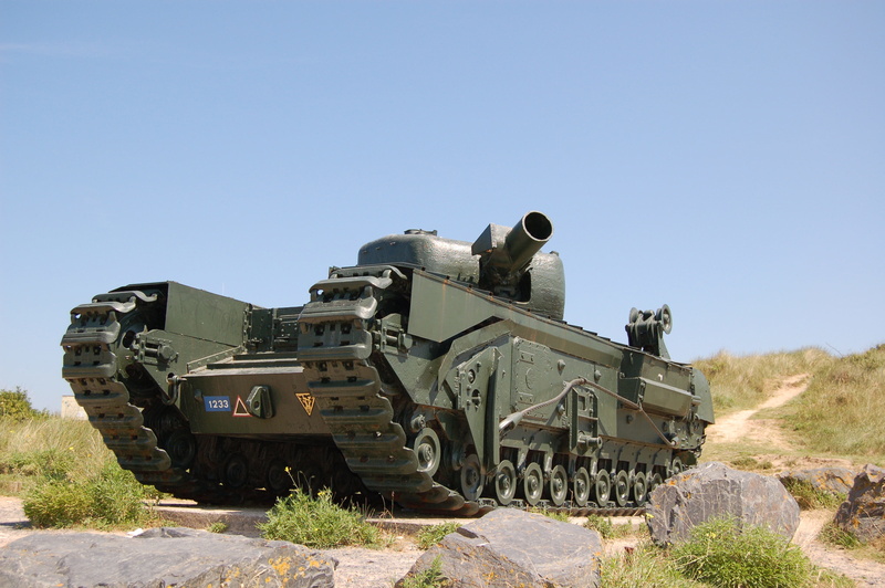 land, armed forces, day, the past, armor, clear sky, tank, period, sunlight, world, Churchill, sky, 2K, outdoors, transportation, fighting, cannon, no people