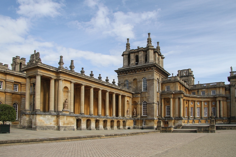 no people, day, travel, duke of marlborough, building, castle, jamie spencer-churchill, outdoors, woodstock, history, england, built structure, city, architectural column