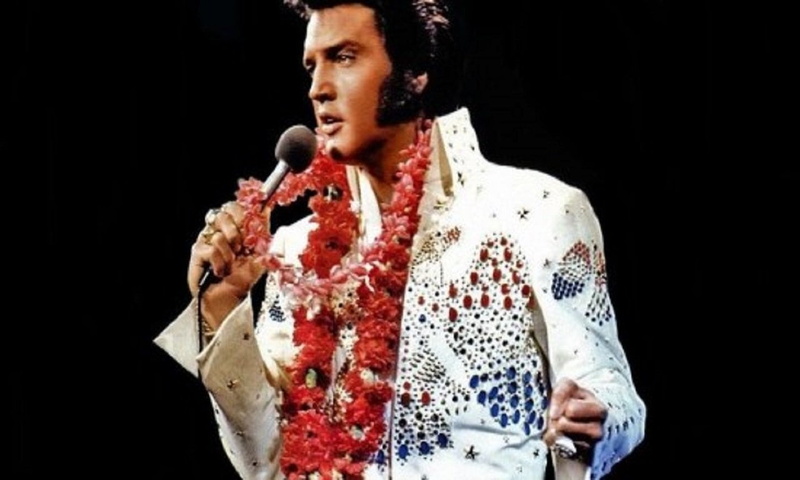 720P, Music, Singers, Elvis Presley, hairstyle, hair, The King, looking away, mid adult, contemplation, indoors, looking, Rock and Roll, adult, black color