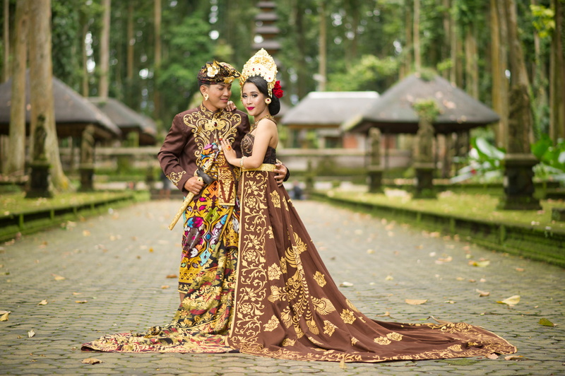 romantic, friends, holding, full length, wood, happiness, dress, young women, girl, couple - relationship, park, wedding ceremony, man, female, event, woman