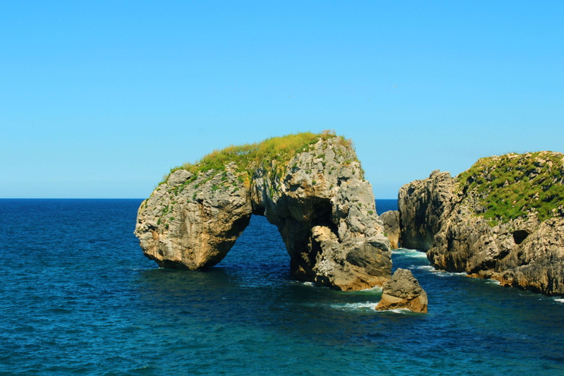 costa, sea, scenics - nature, rock formation, asturias, stack rock, idyllic, eroded, beauty in nature, water, castro, rock - object, waterfront, ocean