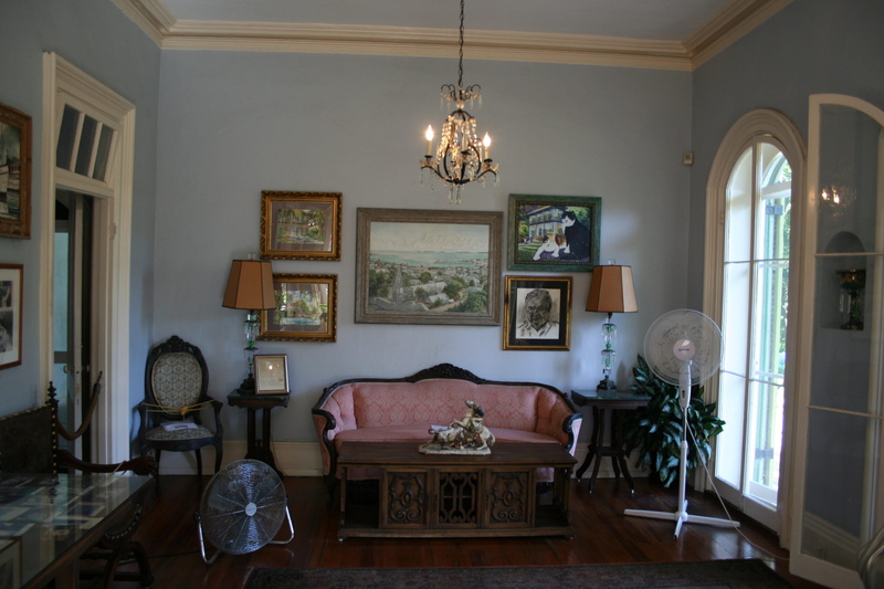 electric lamp, 2K, wealth, no people, home interior, luxury, Hemingway, chandelier, florida, picture frame, home, architecture, chair, ceiling, vacation